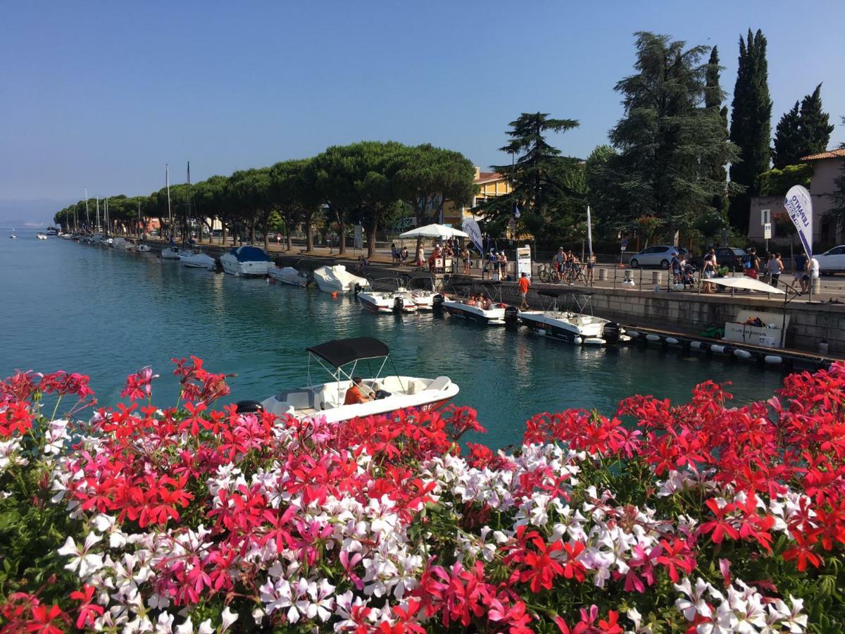 Garda Relais Luna Blu Peschiera del Garda Exterior foto